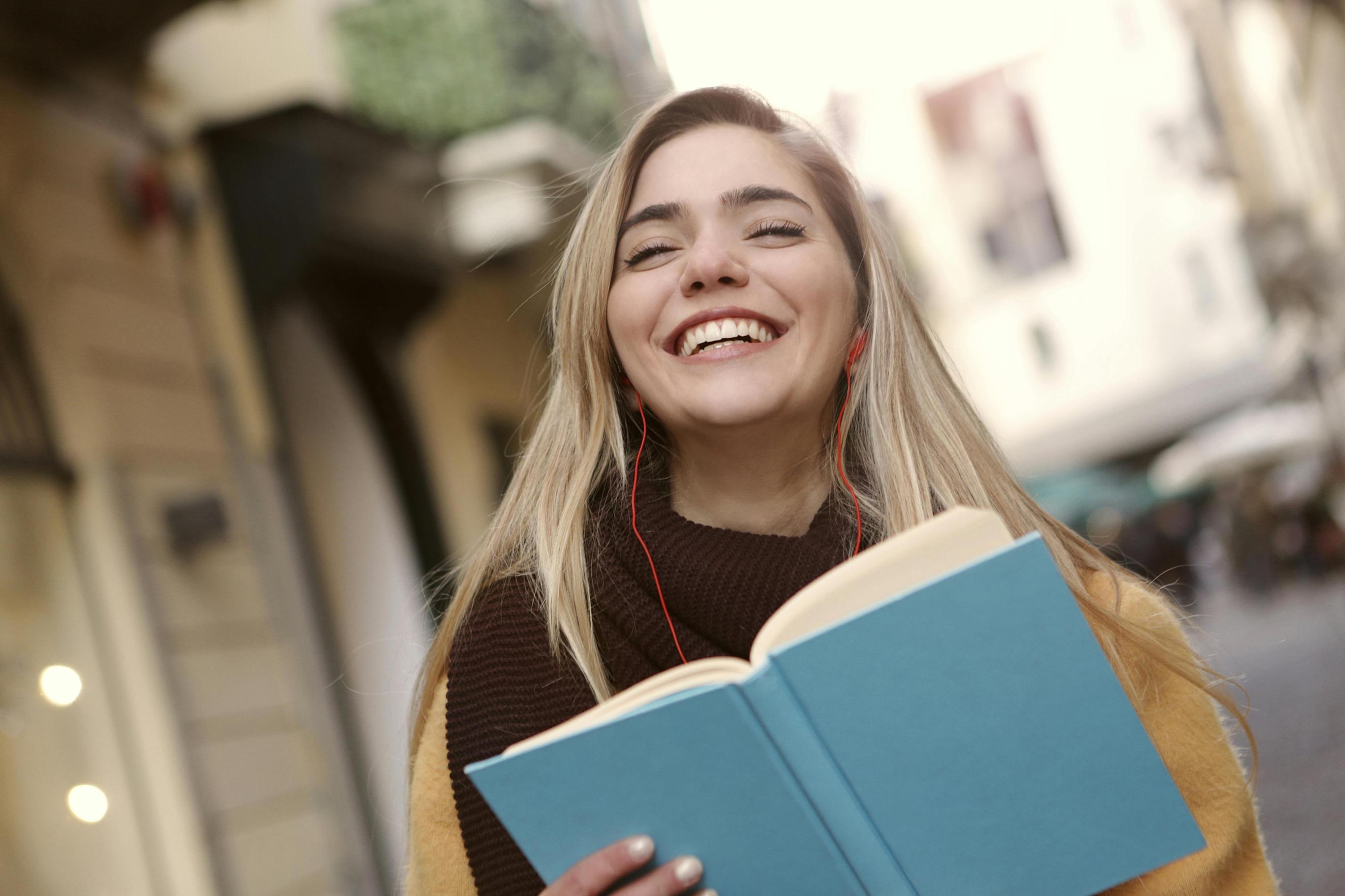 come indossare gli auricolari JLab